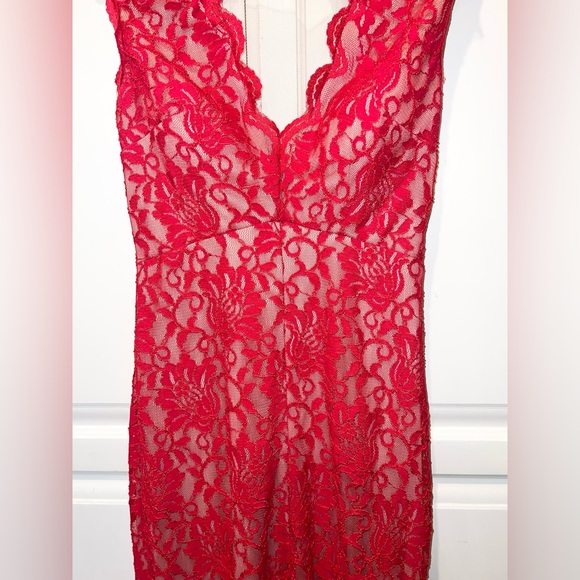 Xscape Red Floral Lace Asymmetrical Dress - Picture 6 of 7